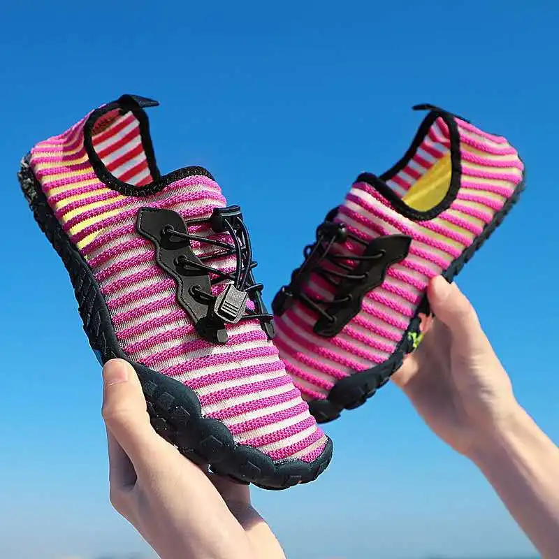 New women's outdoor sports shoes Five finger swimming shoes European and American wading shoes Lovers diving beach shoes
New women's outdoor sports shoes Five finger swimming shoes European and American wading shoes Lovers diving beach shoes