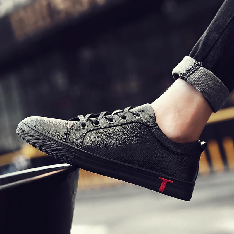 pure black men's formal shoes genuine leather man casual lace up fahsion shoes spring cow leather male leisure shoes big size 48
pure black men's formal shoes genuine leather man casual lace up fahsion shoes spring cow leather male leisure shoes big size 48