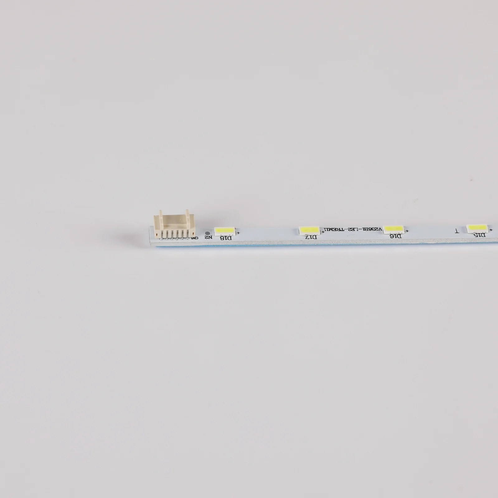 LED Backlight 18leds V236B1-LE2-T V236B1-LE2-TREM11 LED V236BJ1-LE2 24E600E For LG TV 24MT45D , 22MA31D , 24MT47D-PZ ,24MT40D
LED Backlight 18leds V236B1-LE2-T V236B1-LE2-TREM11 LED V236BJ1-LE2 24E600E For LG TV 24MT45D , 22MA31D , 24MT47D-PZ ,24MT40D