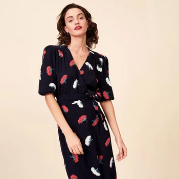 Pirate Curiosity Vintage Floral Women Midi Dress Spring 2020 V Neck Bandage Empire Vestido Retro Chic Streetwear Vacation Dress
Pirate Curiosity Vintage Floral Women Midi Dress Spring 2020 V Neck Bandage Empire Vestido Retro Chic Streetwear Vacation Dress