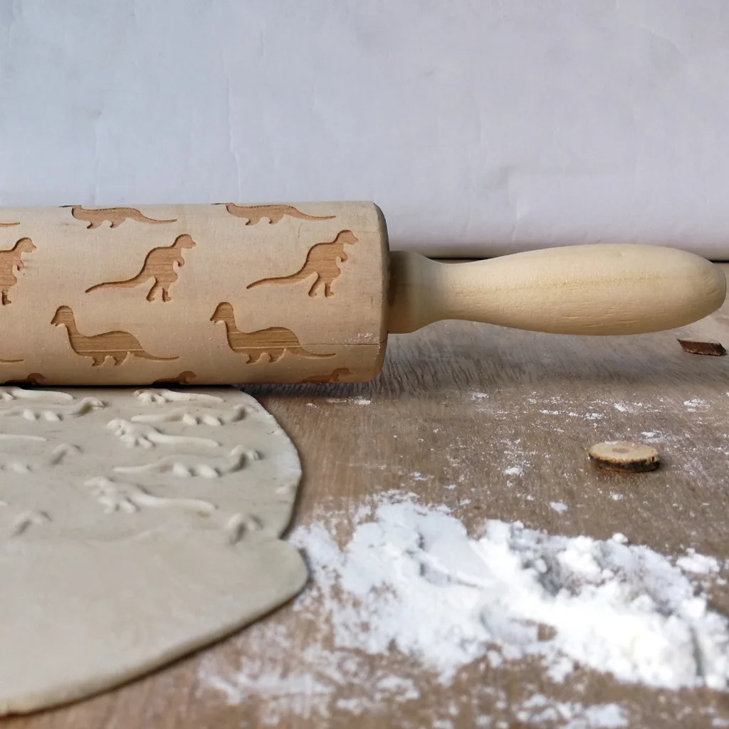 Wood Rolling Pins Dinosaur Pattern for Kids Boy Birthday Party Dessert Cookies Biscuits Gifts Baking Tools Embossing Rolling Pin
Wood Rolling Pins Dinosaur Pattern for Kids Boy Birthday Party Dessert Cookies Biscuits Gifts Baking Tools Embossing Rolling Pin