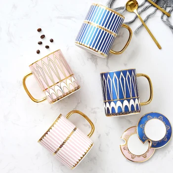 Creative Simple Coffee Cup with lid Spoon mug cups Ceramic couple water cup Large capacity porcelain teacup bone china tea sets
Creative Simple Coffee Cup with lid Spoon mug cups Ceramic couple water cup Large capacity porcelain teacup bone china tea sets