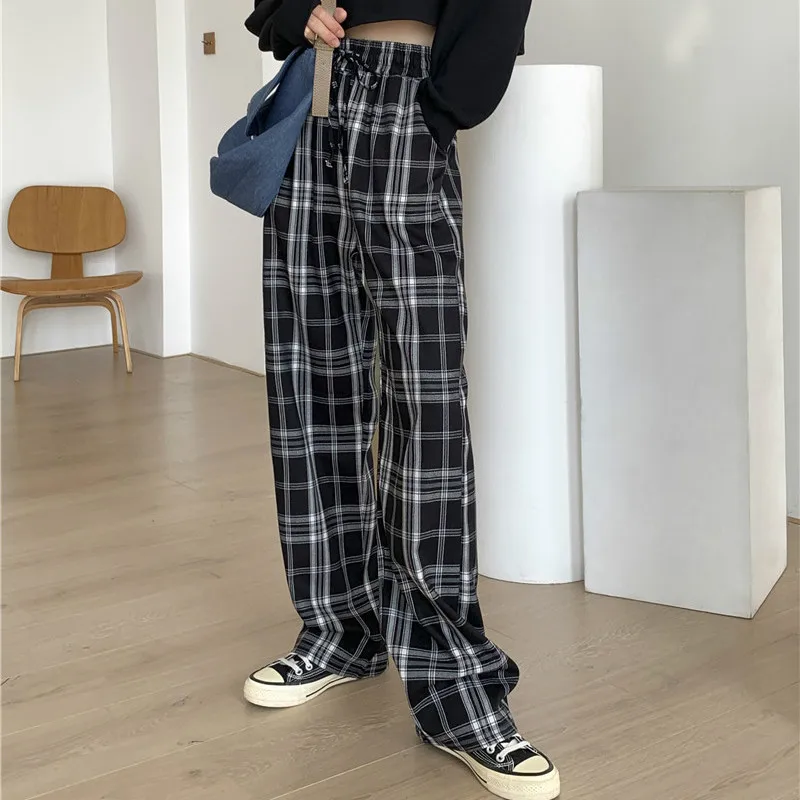 2020 Spring and Autumn New Black and White Lattices Wide Leg Pants Women's High Waist Loose All-match Casual Straight Mop Pants
2020 Spring and Autumn New Black and White Lattices Wide Leg Pants Women's High Waist Loose All-match Casual Straight Mop Pants