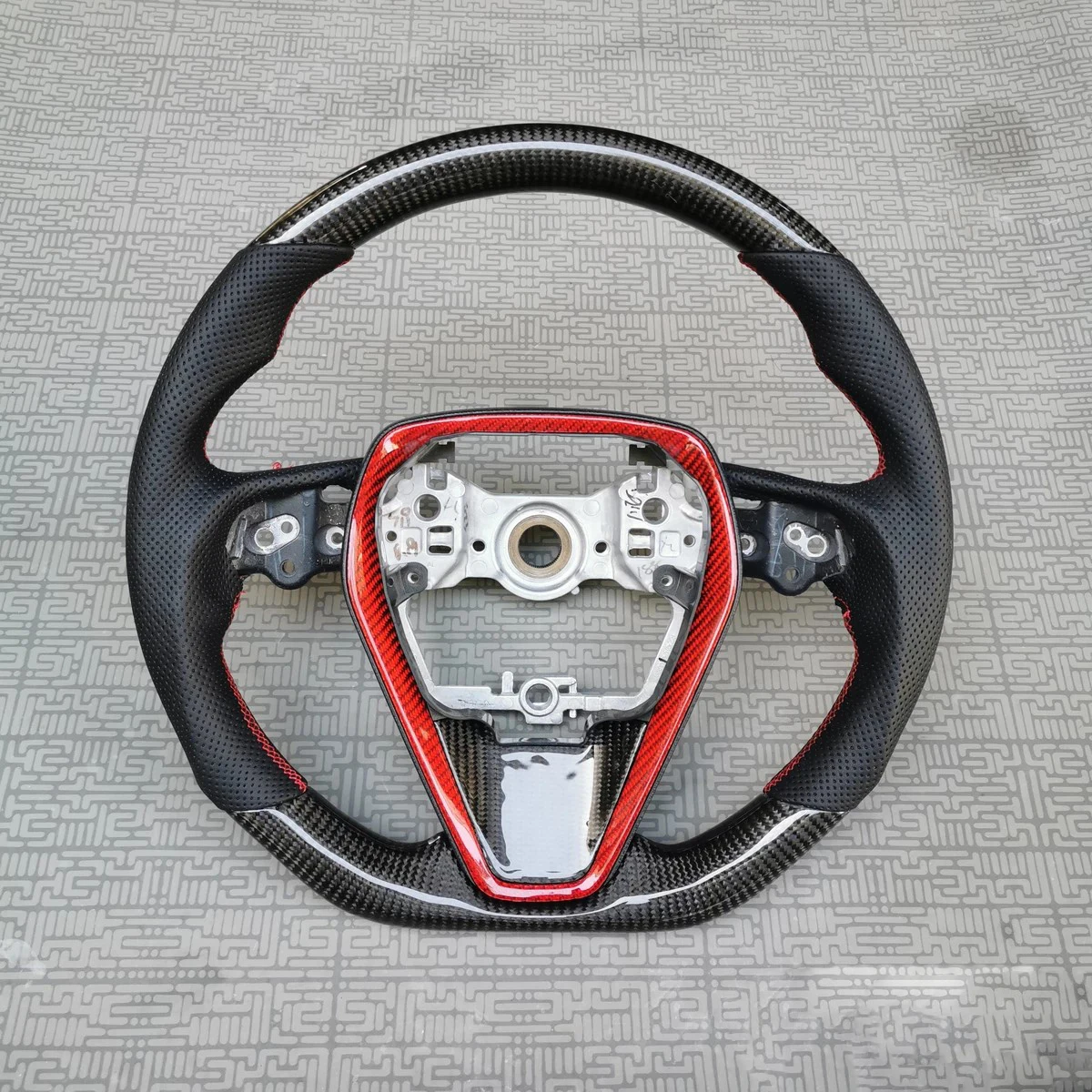 Retrofit Upgrade New Carbon Fiber Leather Steering Wheel For Toyota Camry Highlander Prado Corolla Rav4 Rav 4 Xv70 2015-2020
Retrofit Upgrade New Carbon Fiber Leather Steering Wheel For Toyota Camry Highlander Prado Corolla Rav4 Rav 4 Xv70 2015-2020