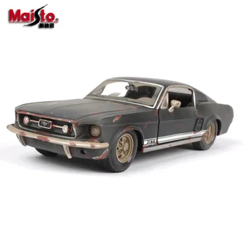 MAISTO 1:24 1967 FOD MUSTANG GT Old Version Diecasts Simulation Alloy Car Model Collection Gifts Kids Toy Decoration with Box
MAISTO 1:24 1967 FOD MUSTANG GT Old Version Diecasts Simulation Alloy Car Model Collection Gifts Kids Toy Decoration with Box