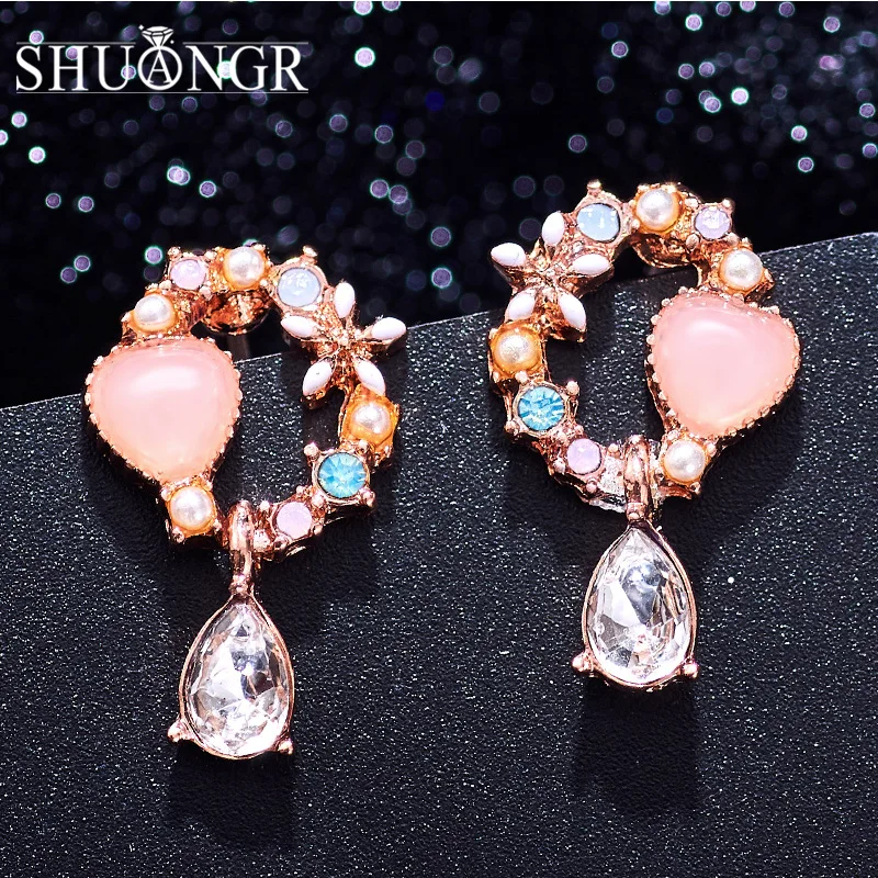 SHUANGR 2019 Latest Design Flowers Earrings Female 3 Colors Simple Round Crystal Temperament Stud Earrings For Women Jewelry
SHUANGR 2019 Latest Design Flowers Earrings Female 3 Colors Simple Round Crystal Temperament Stud Earrings For Women Jewelry