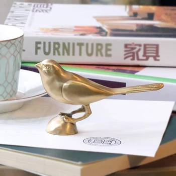 Nordic Creative Art Bird Copper Ornament Crafts Minimalist Modern Sculpture Living Room Table Animal Model Decorration L
Nordic Creative Art Bird Copper Ornament Crafts Minimalist Modern Sculpture Living Room Table Animal Model Decorration L