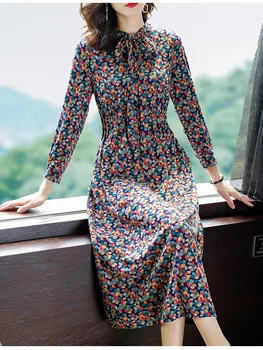 Explosion models · Europe and America women's lace with a bow in the middle of the long skirt leaves printed dress autumn and wi
Explosion models · Europe and America women's lace with a bow in the middle of the long skirt leaves printed dress autumn and wi