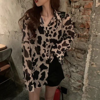 iMucci Summer Retro Hong Kong Style Leopard Shirt Female Design Sense Niche Long-sleeved Shirt 2020 New Spring Loose Top
iMucci Summer Retro Hong Kong Style Leopard Shirt Female Design Sense Niche Long-sleeved Shirt 2020 New Spring Loose Top
