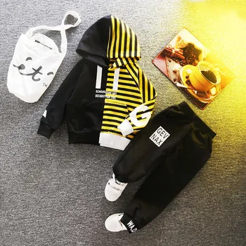 Children's Suit Boy Clothes Spring and Autumn Hooded Cap Sweater Splicing Stripe Trousers Leisure Time Two Piece Suit Wholesale
Children's Suit Boy Clothes Spring and Autumn Hooded Cap Sweater Splicing Stripe Trousers Leisure Time Two Piece Suit Wholesale
