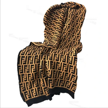 European-style Luxury Blanket F Home Letter Retro Double-sided Knitting Air Conditioning Blanket Sofa Decorative Blanket Throw
European-style Luxury Blanket F Home Letter Retro Double-sided Knitting Air Conditioning Blanket Sofa Decorative Blanket Throw