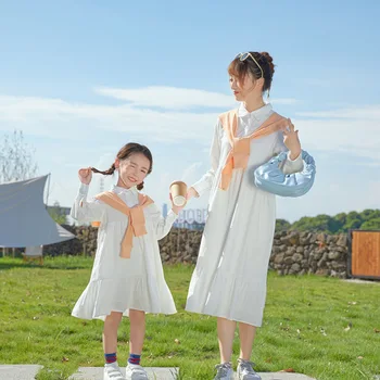 Parent-child 2020 autumn mother-daughter long-sleeved lapel + shawl parent-child casual dress
Parent-child 2020 autumn mother-daughter long-sleeved lapel + shawl parent-child casual dress