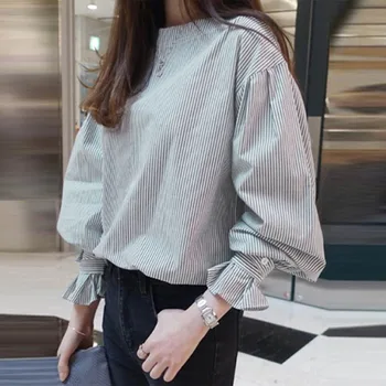 Stripe Round Neck Lantern Sleeve Pullover Women Blouse Korean Spring Autumn Long Sleeve Office Ladies Causal Tops Shirts Tee 
Stripe Round Neck Lantern Sleeve Pullover Women Blouse Korean Spring Autumn Long Sleeve Office Ladies Causal Tops Shirts Tee