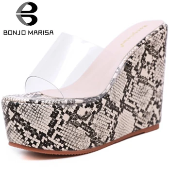 BONJOMARISA Female Classic Pvc Snake Print Summer Open Toe Platform Wedges Slippers Women 2020 Casual Beach Shoes Woman
BONJOMARISA Female Classic Pvc Snake Print Summer Open Toe Platform Wedges Slippers Women 2020 Casual Beach Shoes Woman