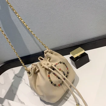 Female Bucket Tote Crossbody Bag for Women 2020 Quality Leather Luxury Handbag Designer Ladies Mini Shoulder Messenger Bag
Female Bucket Tote Crossbody Bag for Women 2020 Quality Leather Luxury Handbag Designer Ladies Mini Shoulder Messenger Bag