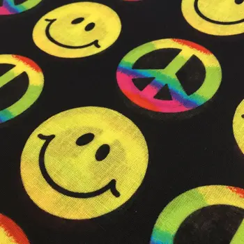 Colorful Geometric Smile Face Peace Symbol Unisex Cotton Pocket Square Scarf Summer Headband Bandana Hip-Hop Wristband Neck Tie
Colorful Geometric Smile Face Peace Symbol Unisex Cotton Pocket Square Scarf Summer Headband Bandana Hip-Hop Wristband Neck Tie