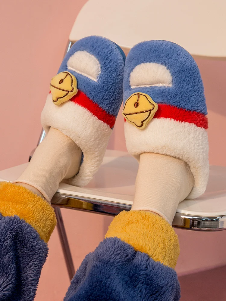 Cotton slippers female lovely autumn and winter Plush bell lovers home slippers indoor home cartoon warm slippers male
Cotton slippers female lovely autumn and winter Plush bell lovers home slippers indoor home cartoon warm slippers male