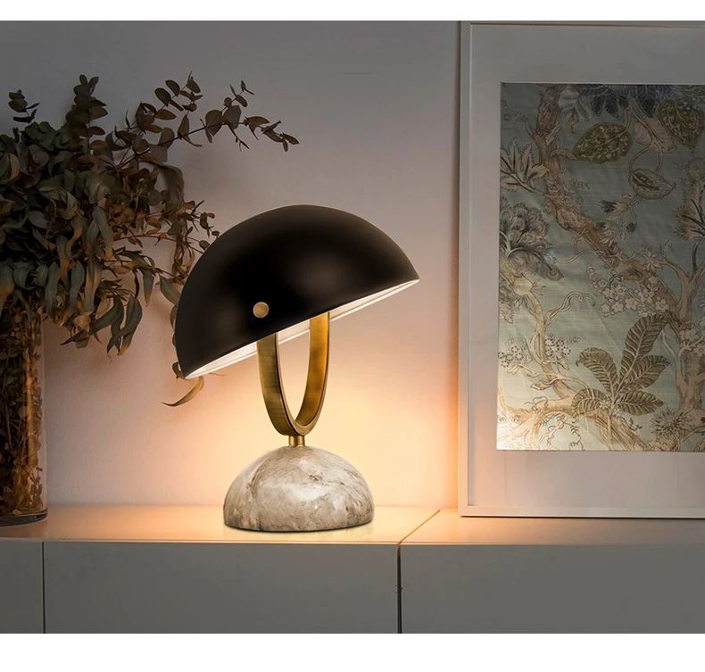 LUXEMBOURG TABLE LAMP | Desk lamps