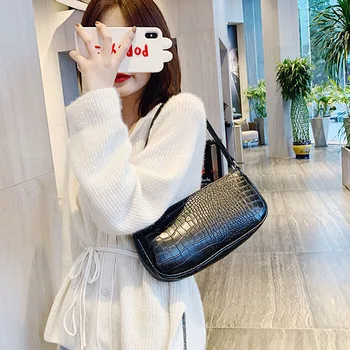 Retro Alligator Pattern Women Messenger Handbags PU Leather Street Casual Solid Zipper Shoulder Bags 2020 New Ladies Bags
Retro Alligator Pattern Women Messenger Handbags PU Leather Street Casual Solid Zipper Shoulder Bags 2020 New Ladies Bags