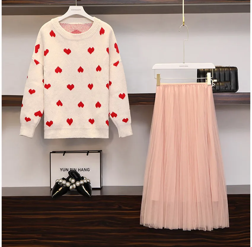HAMALIEL Plus Size Women Pullovers Suit Fall Winter Knitted Love Print Loose Sweater 2 PCS Set +Pink Pleated Mesh Long Skirt Set
HAMALIEL Plus Size Women Pullovers Suit Fall Winter Knitted Love Print Loose Sweater 2 PCS Set +Pink Pleated Mesh Long Skirt Set
