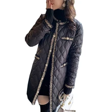 2021NEW 2021 Winter Wadded Coat Women Elegant O Neck Button Lightweight Long Warm Outerwear Tassels Patchwork Female Black
2021NEW 2021 Winter Wadded Coat Women Elegant O Neck Button Lightweight Long Warm Outerwear Tassels Patchwork Female Black