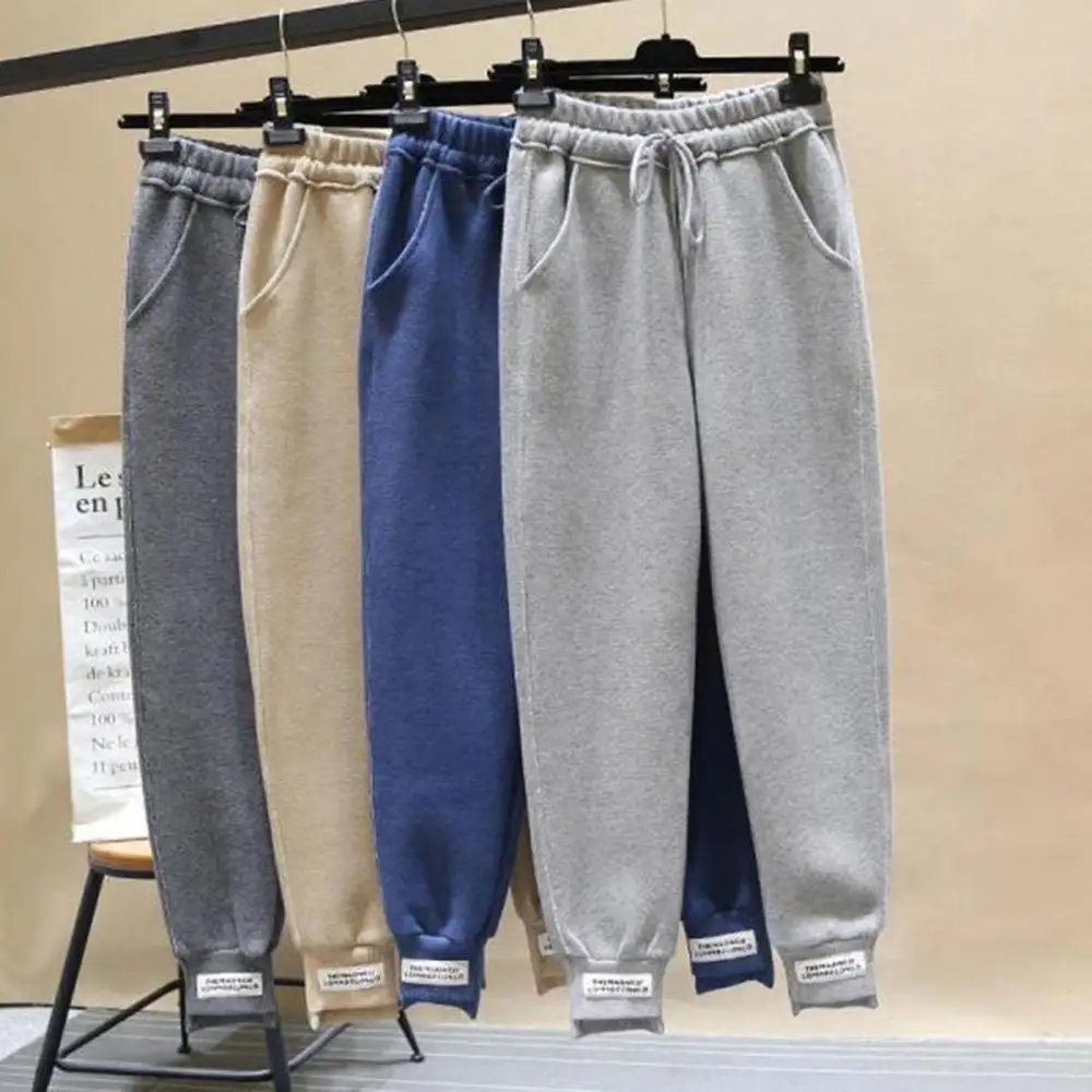 2019 Winter Women Jogger Sweatpants Workout Fleece Trousers Solid Thick Casual Winter Sport Pants Running Pantalones Mujer
2019 Winter Women Jogger Sweatpants Workout Fleece Trousers Solid Thick Casual Winter Sport Pants Running Pantalones Mujer