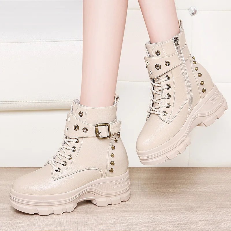 Lycra Kington Rivet Short Boots Women's 2019 Autumn And Winter New Style Elevator Martin Boots Thick Bottomed Women's Boots Brit
Lycra Kington Rivet Short Boots Women's 2019 Autumn And Winter New Style Elevator Martin Boots Thick Bottomed Women's Boots Brit
