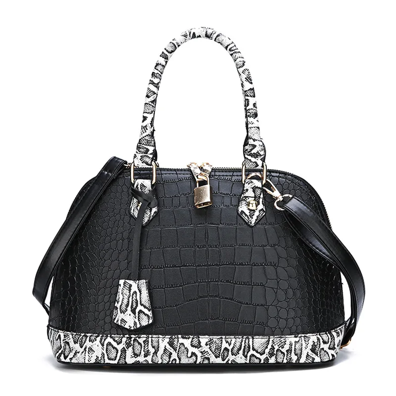 2018 Winter New Style Snakeskin Print Shell Bag Europe And America WOMEN'S Fashion Handbag Simple Glorious Portable Shoulder Bag
2018 Winter New Style Snakeskin Print Shell Bag Europe And America WOMEN'S Fashion Handbag Simple Glorious Portable Shoulder Bag