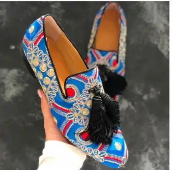 High Quality New Fashion Male Pu Leather Dress slip-on Shoes Casual Classic Trendy Vinage Stylish Men loafers tassel Shoes 4M474 
High Quality New Fashion Male Pu Leather Dress slip-on Shoes Casual Classic Trendy Vinage Stylish Men loafers tassel Shoes 4M474