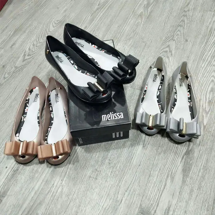 2018 New Style Melissa Bow Elevator Gel Shoes Shallow Mouth Sandals Sandals Soft-Sole Anti-slip Flat Top Shoes
2018 New Style Melissa Bow Elevator Gel Shoes Shallow Mouth Sandals Sandals Soft-Sole Anti-slip Flat Top Shoes