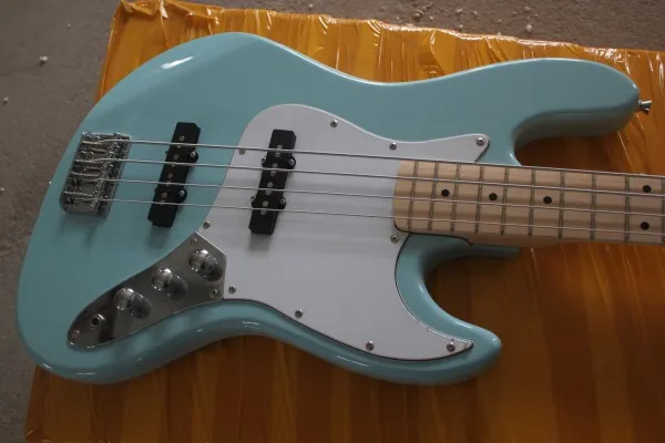 Electric Bass guitar Jazz Bass 4 strings Light blue color with White pickguard Chrome Hardwares hai 4
Electric Bass guitar Jazz Bass 4 strings Light blue color with White pickguard Chrome Hardwares hai 4