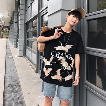 Crane Print T-shirt Men Black White Cotton Tshirt Male 2020 Summer Short-Sleeved Tees Man Korean Trendy Loose Casual T shirts
Crane Print T-shirt Men Black White Cotton Tshirt Male 2020 Summer Short-Sleeved Tees Man Korean Trendy Loose Casual T shirts