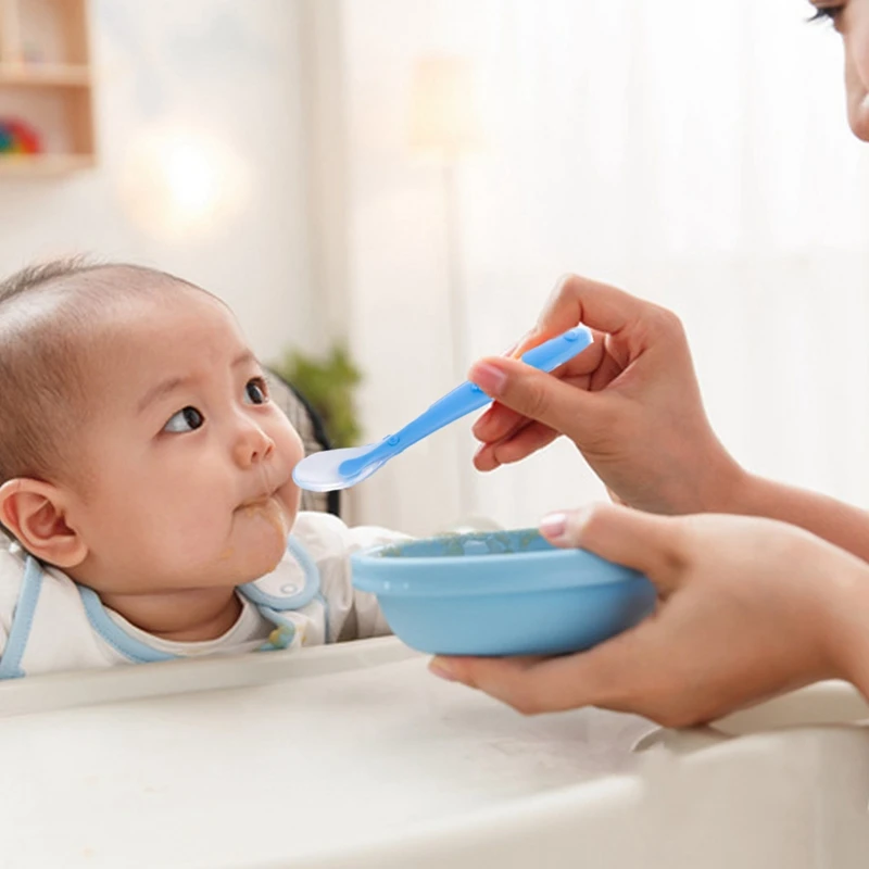 1Pc Cute Smile/Heart Baby Silicone Spoon Children's Training Spoon Baby Feeding Silicone Soft Head Spoon Tableware
1Pc Cute Smile/Heart Baby Silicone Spoon Children's Training Spoon Baby Feeding Silicone Soft Head Spoon Tableware