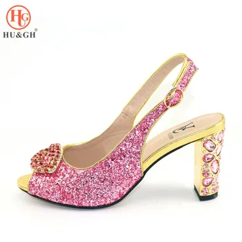 2020 New African Women Wedding Sandals With High Heels Pink Color Luxury Decorated with Rhinestones Women Shoes No Matching Bag
2020 New African Women Wedding Sandals With High Heels Pink Color Luxury Decorated with Rhinestones Women Shoes No Matching Bag