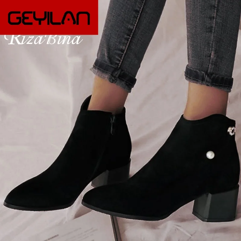 Candy Colors Plus Size 32-48 Woman Ankle Boots Beads Zipper Simple Short Boots Casual Daily Shoes Women Footwear
Candy Colors Plus Size 32-48 Woman Ankle Boots Beads Zipper Simple Short Boots Casual Daily Shoes Women Footwear