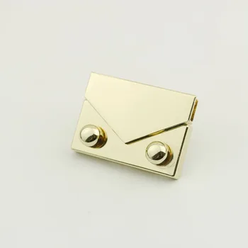 10pcs 48x35mm DIY Purse Pushed Locks Metal Handbag Clasps Closure Buckles Bag Snap Lock Replacement Hardware Accessories
10pcs 48x35mm DIY Purse Pushed Locks Metal Handbag Clasps Closure Buckles Bag Snap Lock Replacement Hardware Accessories