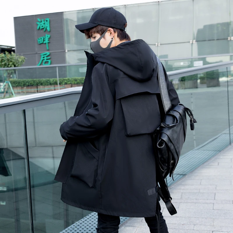 Men's coat the new fall 2019 collection will feature a long, solid color coat, a loose, large coat, and casual youth men's wear
Men's coat the new fall 2019 collection will feature a long, solid color coat, a loose, large coat, and casual youth men's wear