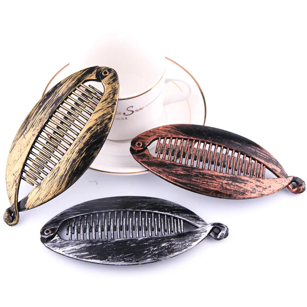Vintage Fish Shape Hair Clips Claws Large Size Banana Clips Ponytail Holder for Women Girls Hairgrip Hair Styling Accessories
Vintage Fish Shape Hair Clips Claws Large Size Banana Clips Ponytail Holder for Women Girls Hairgrip Hair Styling Accessories
