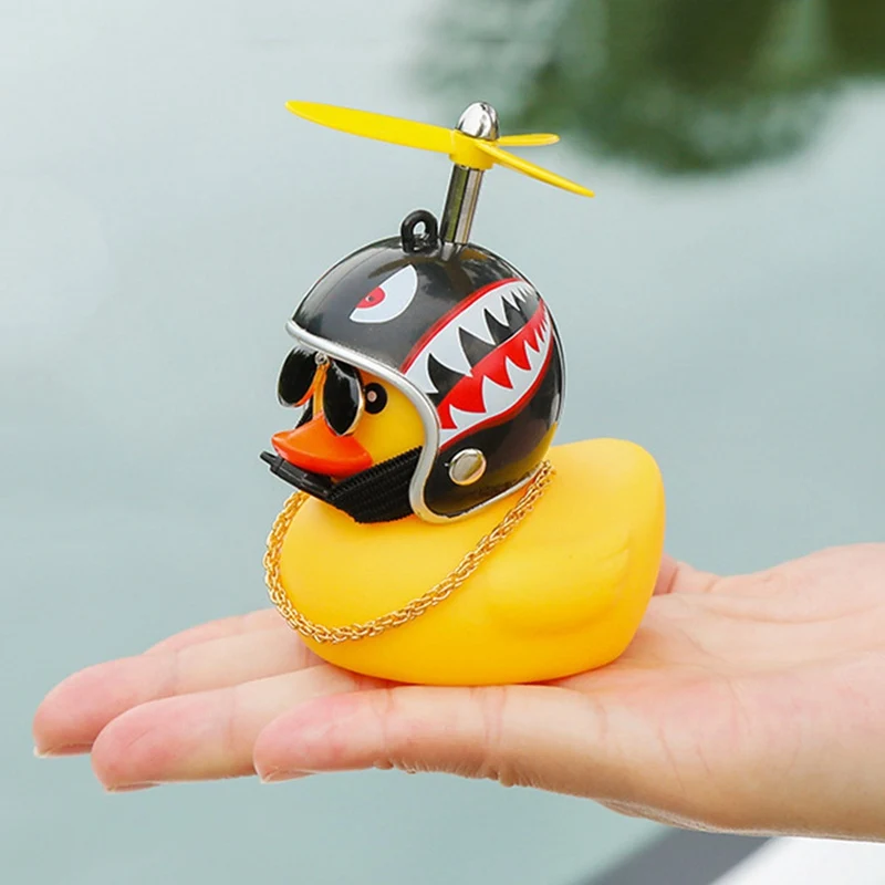 Yellow Duck Road Bike Motor Riding Cycling Light Car Ornament Duck with Helmet Flash Light with Strap Bicycle Accessories
Yellow Duck Road Bike Motor Riding Cycling Light Car Ornament Duck with Helmet Flash Light with Strap Bicycle Accessories