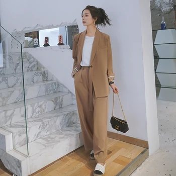 2020 Spring And Autumn New Youth Popular Solid Color Single Button Suit Loose Wide Leg Trousers Fashion Casual Ladies Suit S-L
2020 Spring And Autumn New Youth Popular Solid Color Single Button Suit Loose Wide Leg Trousers Fashion Casual Ladies Suit S-L