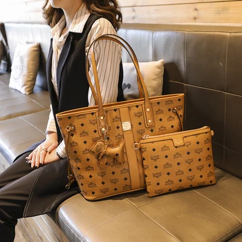 Genuine Leather Composite Bags for Women 2020 New Fashion Shoulder Totes Ladies Purse and Handbag Luxury Brand Louis Bag Sac Gg
Genuine Leather Composite Bags for Women 2020 New Fashion Shoulder Totes Ladies Purse and Handbag Luxury Brand Louis Bag Sac Gg
