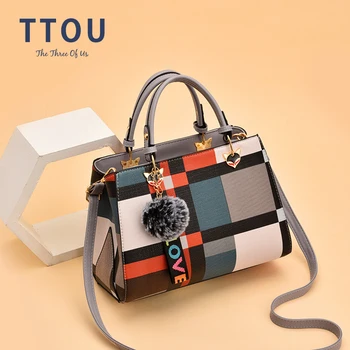 NEW Patchwork Women PU Leather Tote Female Top-handle Handbag with Fur Ball Designer Fashion Crossbody Shoulder Bag for Lady
NEW Patchwork Women PU Leather Tote Female Top-handle Handbag with Fur Ball Designer Fashion Crossbody Shoulder Bag for Lady