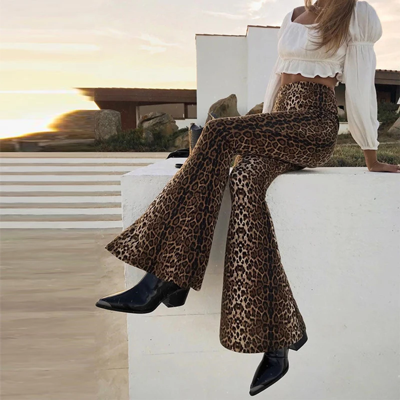 Women Leopard Print Flare Pants 2020 Spring Training Sportswear High Waist Long Trousers Loose Sport Pants Casual Flare Trousers
Women Leopard Print Flare Pants 2020 Spring Training Sportswear High Waist Long Trousers Loose Sport Pants Casual Flare Trousers