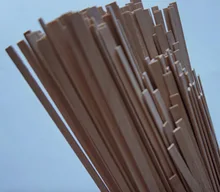 20pcs/lot 450x2mm Thickenss:1mm Beech Flat Wood Strip Thin Wood Sheets Baby House Ship Model Building Material 
20pcs/lot 450x2mm Thickenss:1mm Beech Flat Wood Strip Thin Wood Sheets Baby House Ship Model Building Material