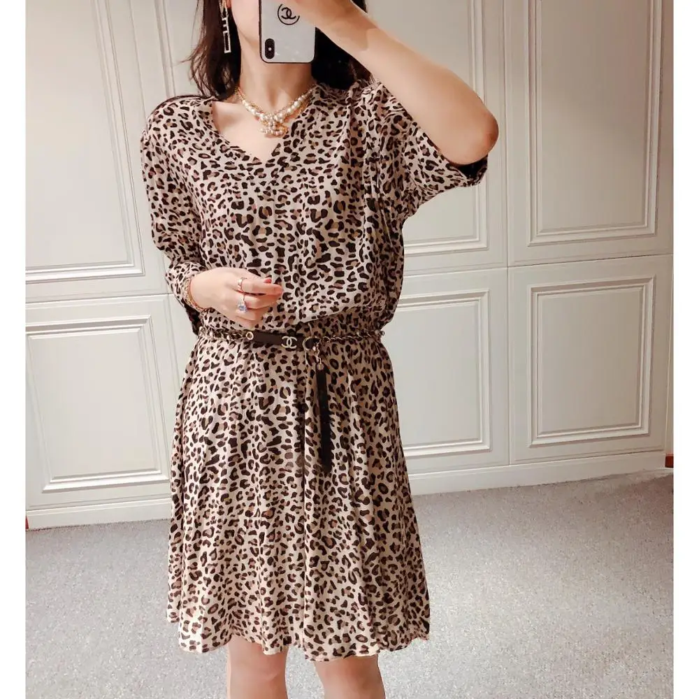 New Women Leopard Print Mini Dress V Neck 100% Viscose Fashion Female Short Sleeve Dresses
New Women Leopard Print Mini Dress V Neck 100% Viscose Fashion Female Short Sleeve Dresses
