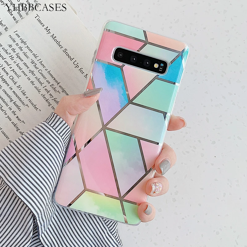 YHBBCASES Fashion Plating Geometry Splicing Rainbow Soft Case For Samsung Galaxy S8 S9 S10 Plus Colorful Gradient Phone Cover
YHBBCASES Fashion Plating Geometry Splicing Rainbow Soft Case For Samsung Galaxy S8 S9 S10 Plus Colorful Gradient Phone Cover