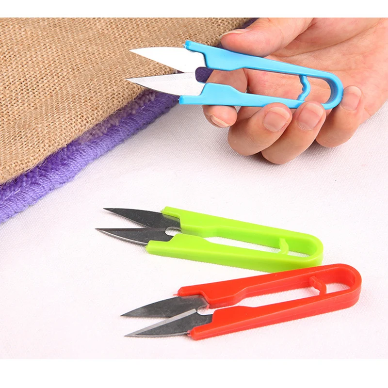1pcs Multi-purpose Tailor Small Scissors Clippers Sewing Trimming U-Shape Scissors Nippers Embroidery Essential Cutter Cross
1pcs Multi-purpose Tailor Small Scissors Clippers Sewing Trimming U-Shape Scissors Nippers Embroidery Essential Cutter Cross