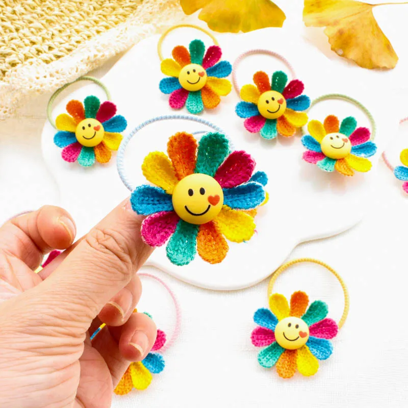 Korean Ins Hot Wool Taiyanghua Hair Band Seven Color Petals Smiley Face Sunflower Children's Rubber Band Hair Band
Korean Ins Hot Wool Taiyanghua Hair Band Seven Color Petals Smiley Face Sunflower Children's Rubber Band Hair Band