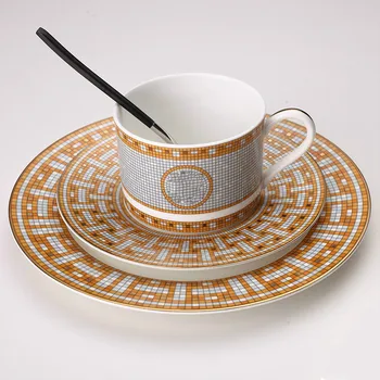 A Ceramic Dinner Plates Geometric Pattern Ceramic Dish Charger Plate Yellow Grid Dinnerware Plate Set Serving Dish Bone China
A Ceramic Dinner Plates Geometric Pattern Ceramic Dish Charger Plate Yellow Grid Dinnerware Plate Set Serving Dish Bone China