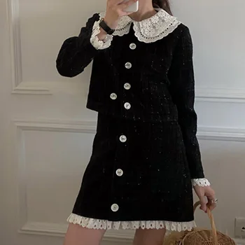 Two-piece Sets Doll Collar Coat Female Autumn New High-end Sense Of Small Short Sweet Lace Cardigan Trend Women's Set Fashion
Two-piece Sets Doll Collar Coat Female Autumn New High-end Sense Of Small Short Sweet Lace Cardigan Trend Women's Set Fashion